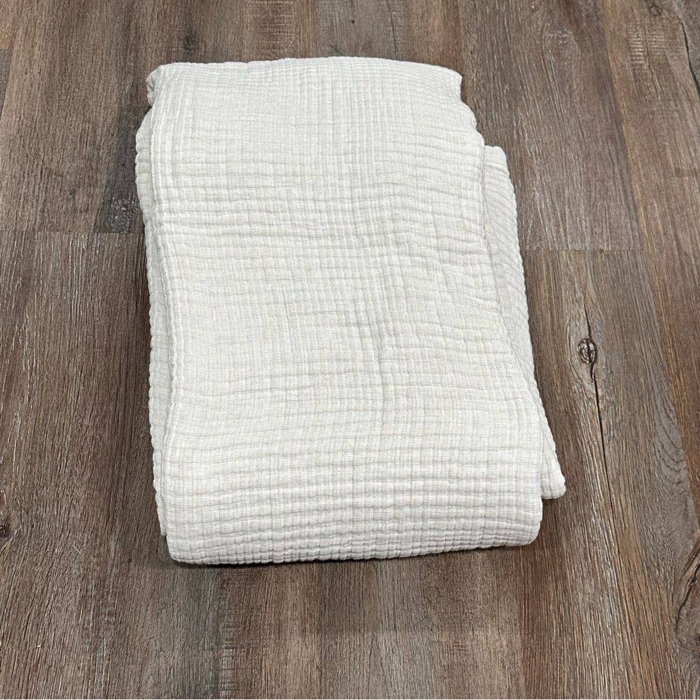 West Elm New European Linen Blanket King Size
